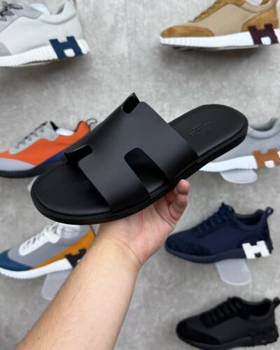 Hermes Slippers Zwart