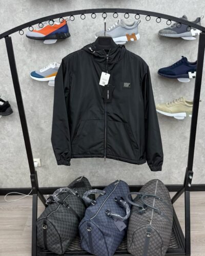Dolce Gabanna Capuchon Zwart Zilvere Logo Jacket