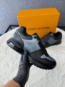 Louis Vuitton Sneakers Glimmend - Afbeelding 2