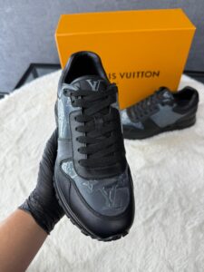 Louis Vuitton Sneakers Glimmend - Afbeelding 5