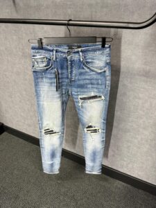 Amiri Blue Jeans Black Ribbels