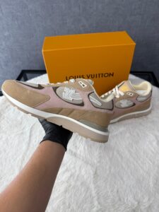 Louis Vuitton Run Away Sneakers Beige - Afbeelding 3