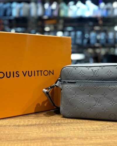 Louis Vuitton Grey Canvas Messenger Handbag