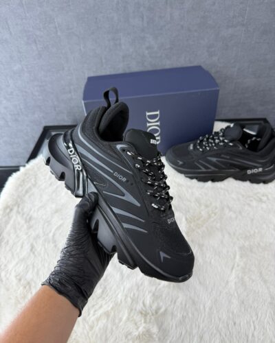 Christian Dior B44 Black