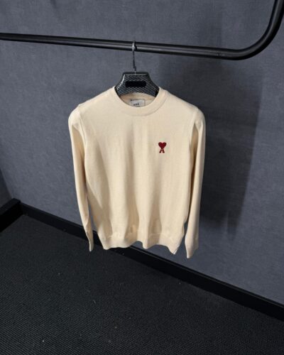 Ami Sweater Beige Zachte Stof