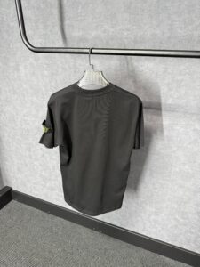 Stone Island Black Arm Badge Logo T-Shirt - Afbeelding 2