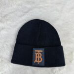 Burberry (B) Muts Blauw