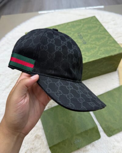 Gucci Black Pet Classic