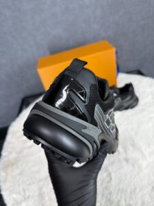 Louis Vuitton Runner Tatic New Sneakers Black - Afbeelding 4