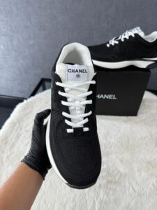 Prada Black/White Sneakers - Afbeelding 6