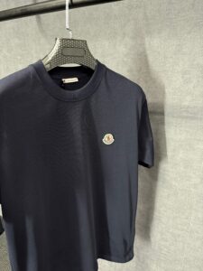 Moncler Dark Blue T-Shirt Simpel Logo - Afbeelding 2