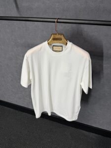 Gucci White T-Shirt Small Logo