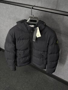 Stone Island Zwart Winterjas - Afbeelding 2