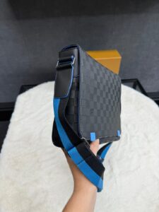 Louis Vuitton Trio Bag Black on Black Blue Blokjes - Afbeelding 2