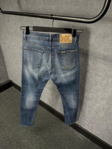 Louis Vuitton Blue Jeans Big Logo Label - Afbeelding 2