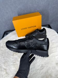Louis Vuitton Black on Black Sneakers Monogram - Afbeelding 6