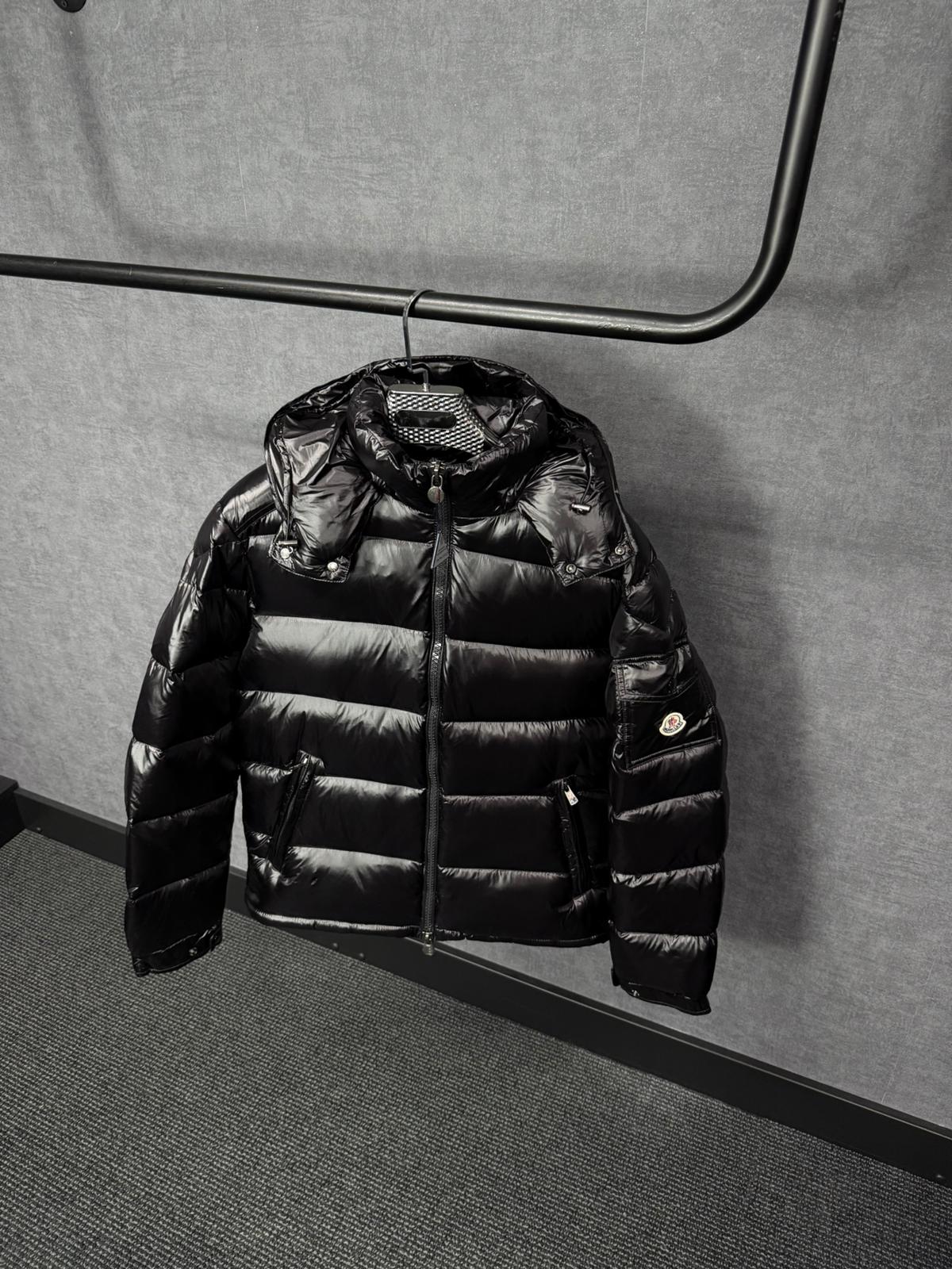 Moncler Maya Zwart Glimmend + NFC, High Quality - Afbeelding 1