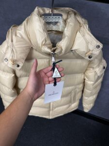 Moncler Maya Beige Winter Jacket + NFC LOGO - Afbeelding 2