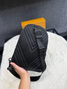 Louis Vuitton Slingbag Black - Afbeelding 3