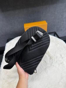 Louis Vuitton Slingbag Grey - Afbeelding 2