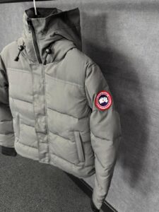 Canada Goose Mac Millan Grey Red Logo High Quality - Afbeelding 2