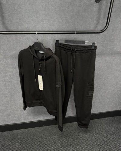 Stone Island Trainingspak Black on Black