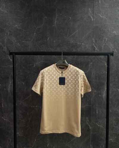 louis vuitton monogram T-shirt Beige
