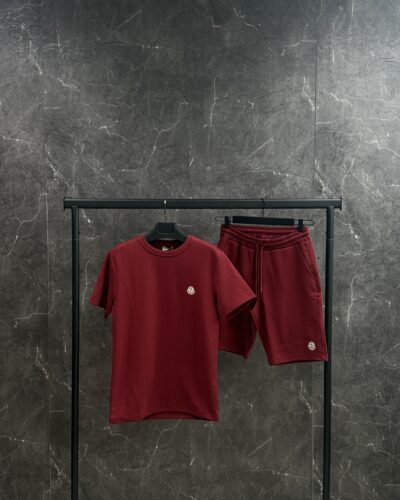 Moncler zomer suit met Logopatch Red